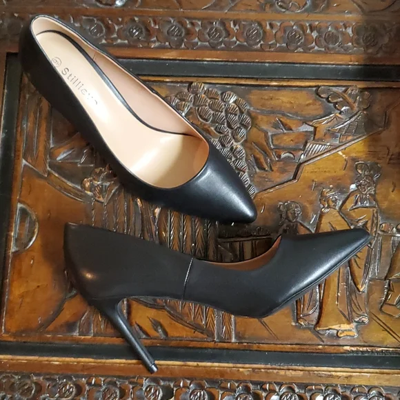 STILLIEVE 3.5" Heels - Picture 3 of 6